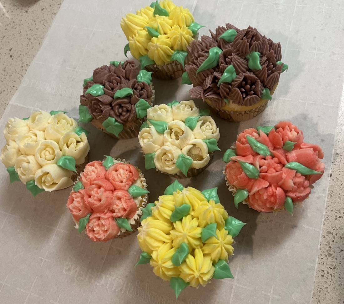 Sweet Snackerie floral buttercream cupcakes