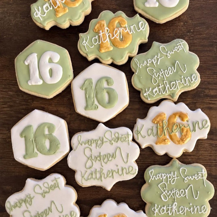 Sweet Snackerie — Sweet Sixteen decorated cookies
