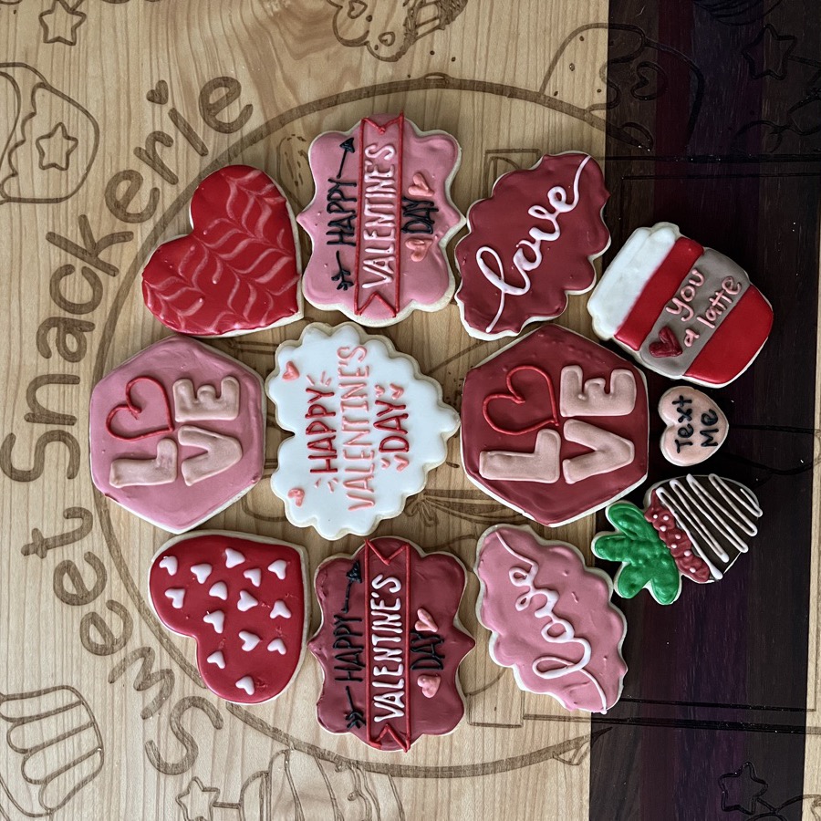 Sweet Snackerie — Valentine's Day decorated cookies